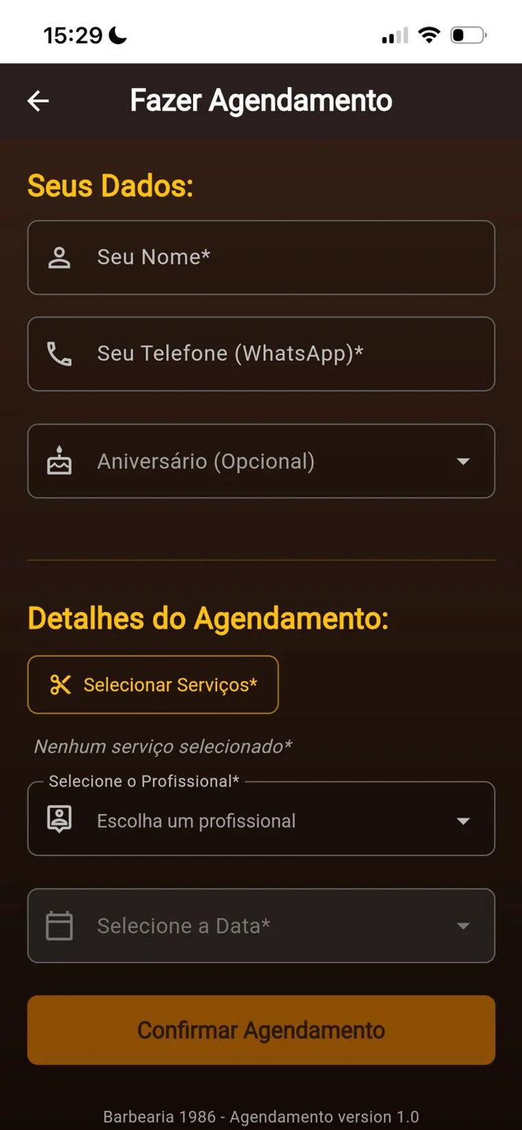 A página que o cliente abre por link: serviço, profissional e data