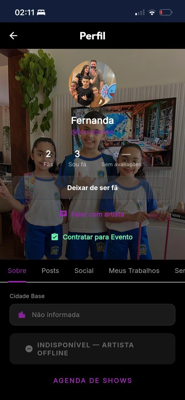 Perfil de Artista — Foto, fãs, avaliações, abas (Sobre, Posts, Social, Trabalhos, Serviços, Visitas).